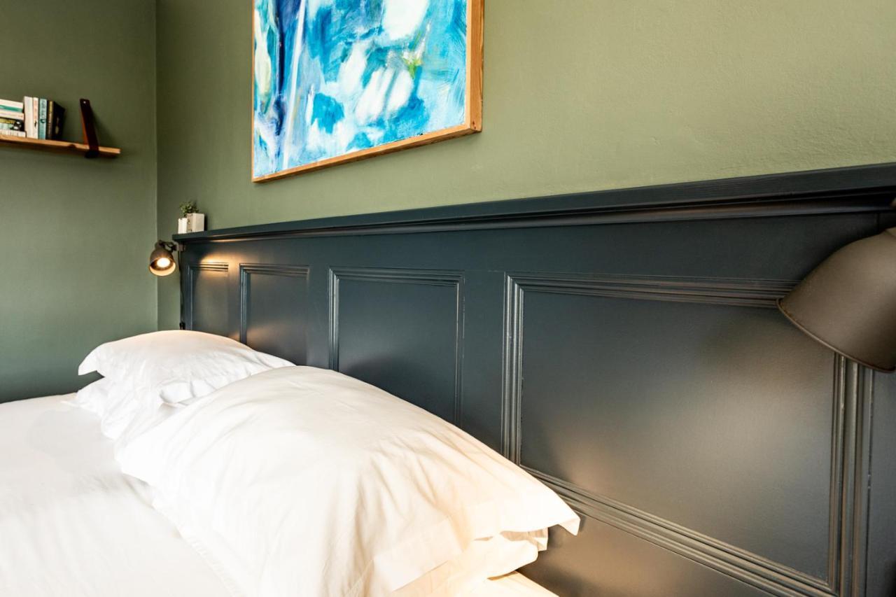 Bed and Breakfast The Old Vicarage Moylgrove Esterno foto