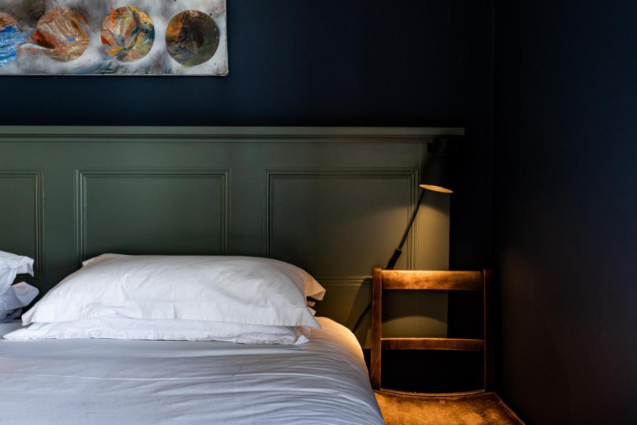 Bed and Breakfast The Old Vicarage Moylgrove Esterno foto